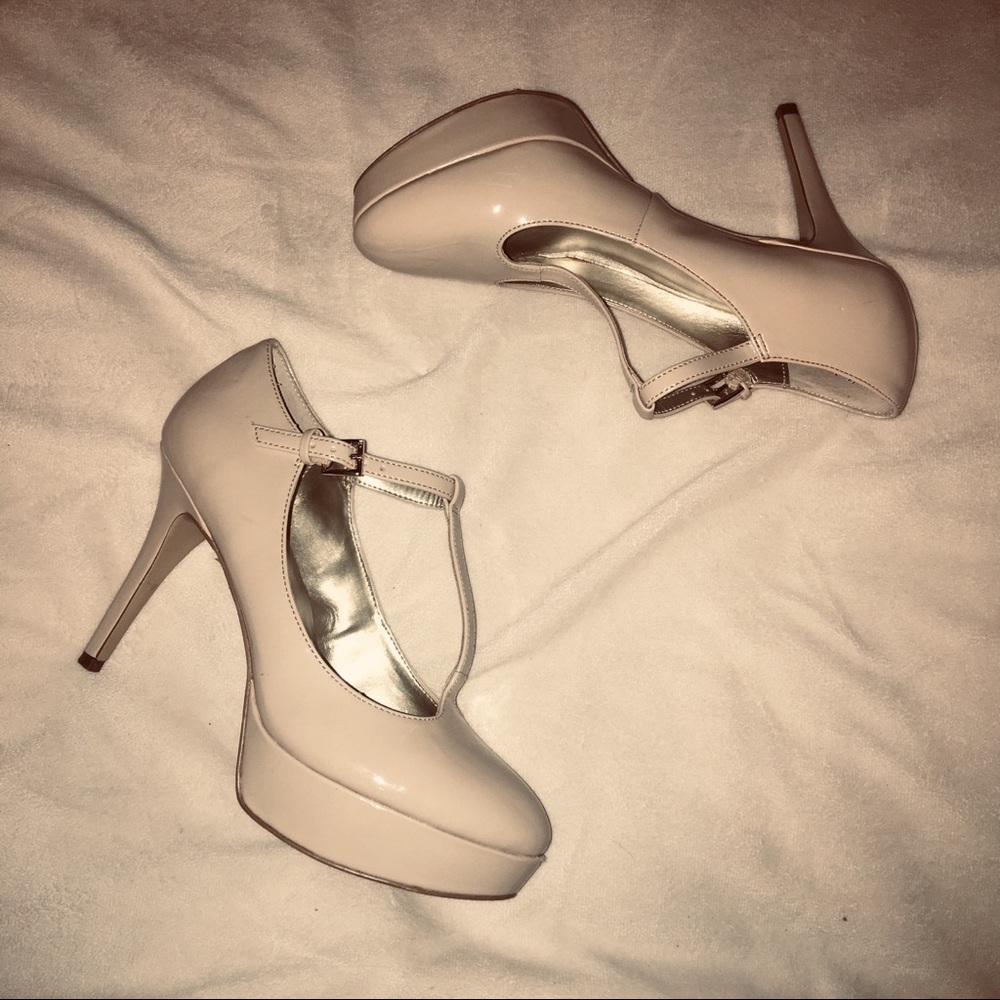 ❗️LAST CALL❗️ Strappy Platform Pumps